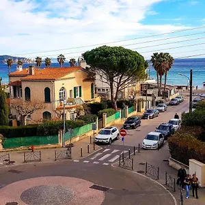 Vue Avec Parking Fermé Appartement La Ciotat